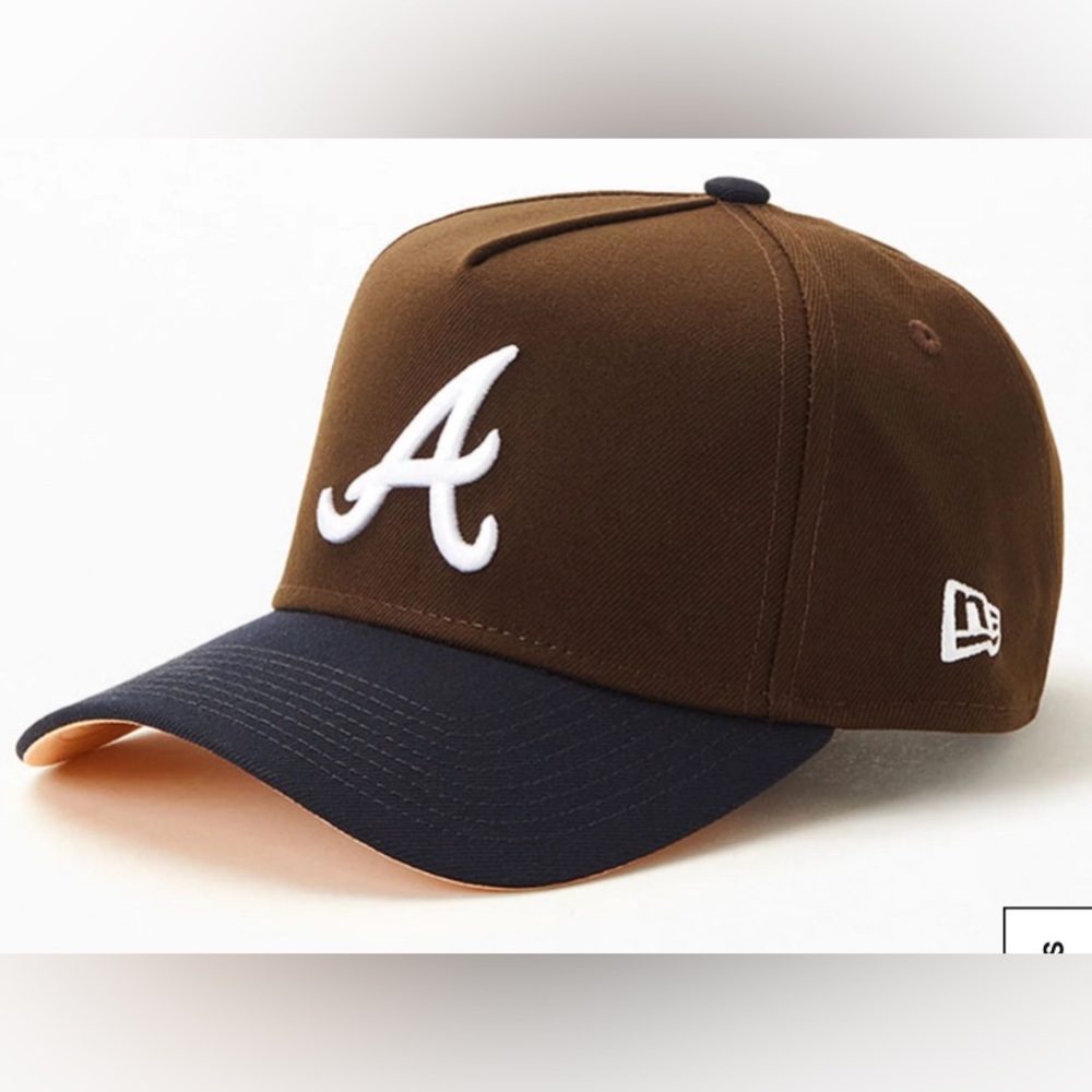 New Era Atlanta Braves 9Forty SnapBack Brown World Series Hat